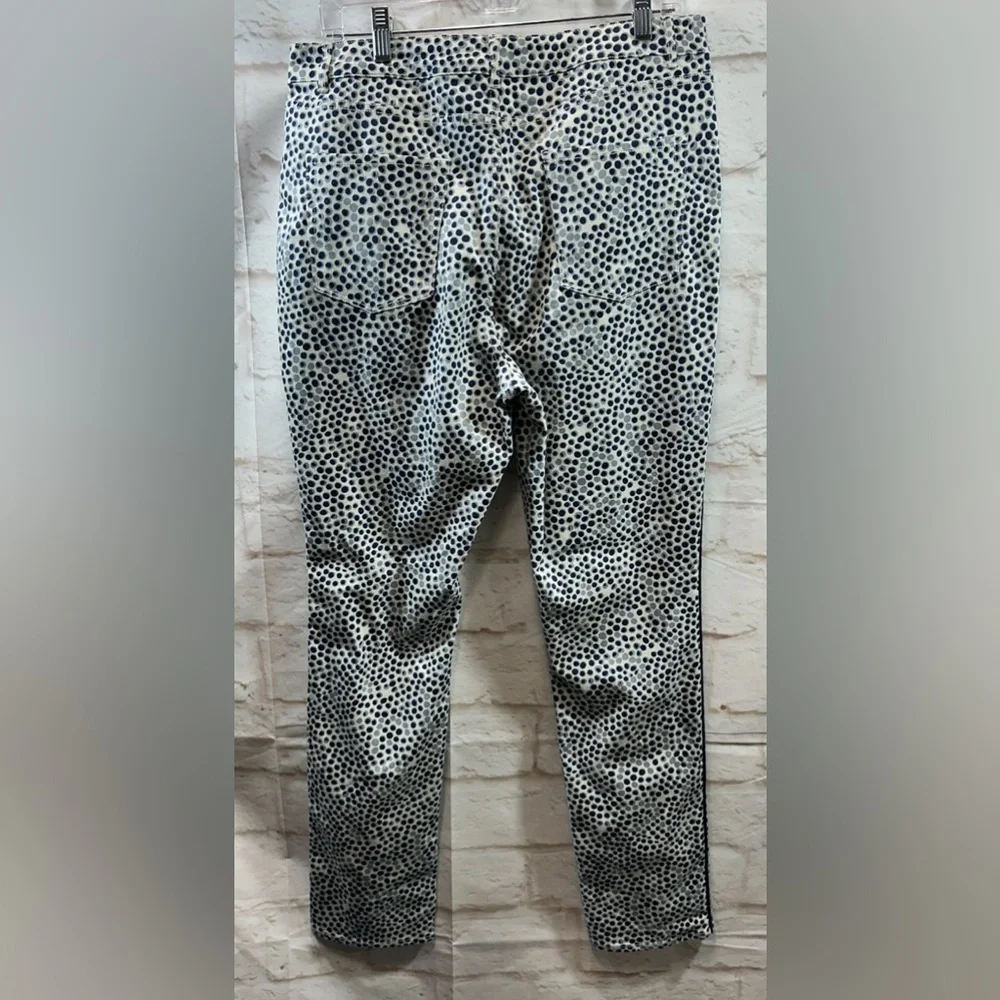 COLDWATER CREEK New‎ White Black Gray Animal Cheetah Print Jeans size 12